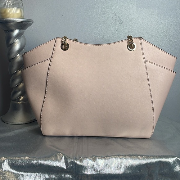 Michael Kors Blush Pink Purse - Picture 5 of 12